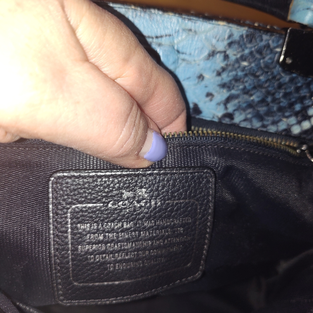 Blue Python-Print Top-Handle Women’s Bag - image 5